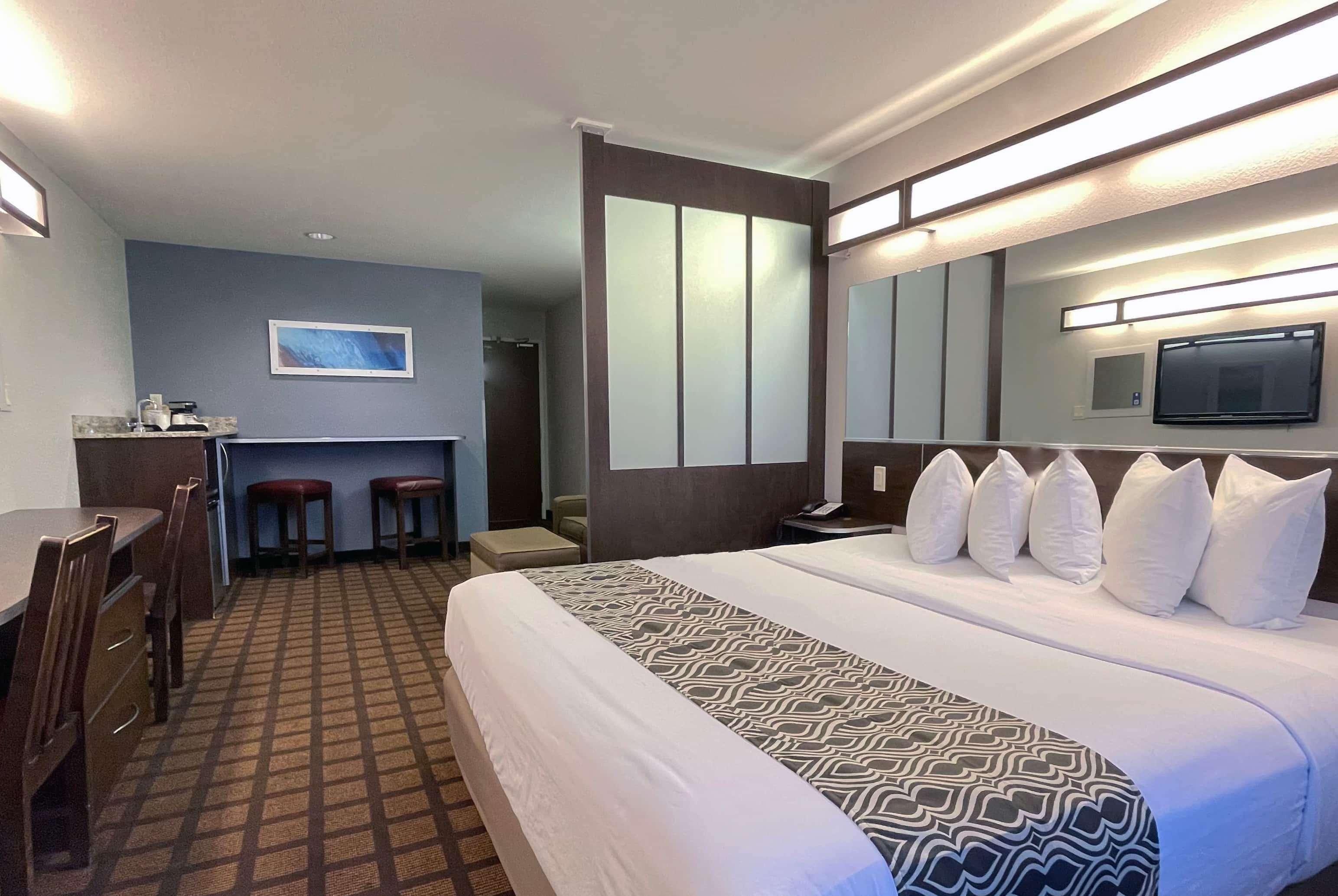 Microtel Inn & Suites By Wyndham Michigan City Eksteriør billede
